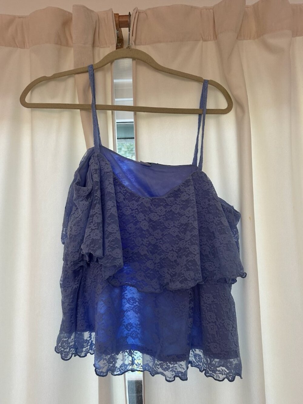 Lack Tank Top - Picture 2 of 3